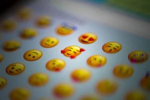 5 Creative Ways to Use Text Emojis in Online Communication